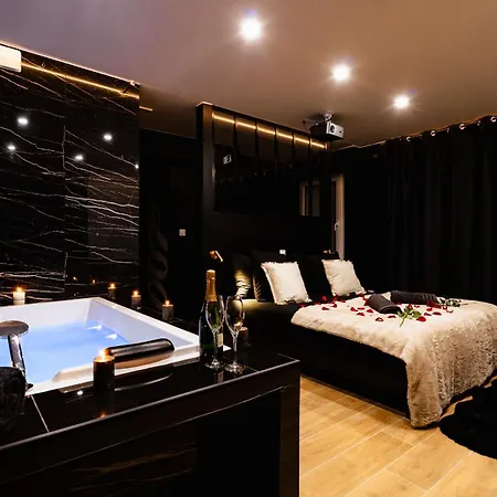 007 Loveroom Secrete Jacuzzi Prive Cinema 4k * Courcouronnes